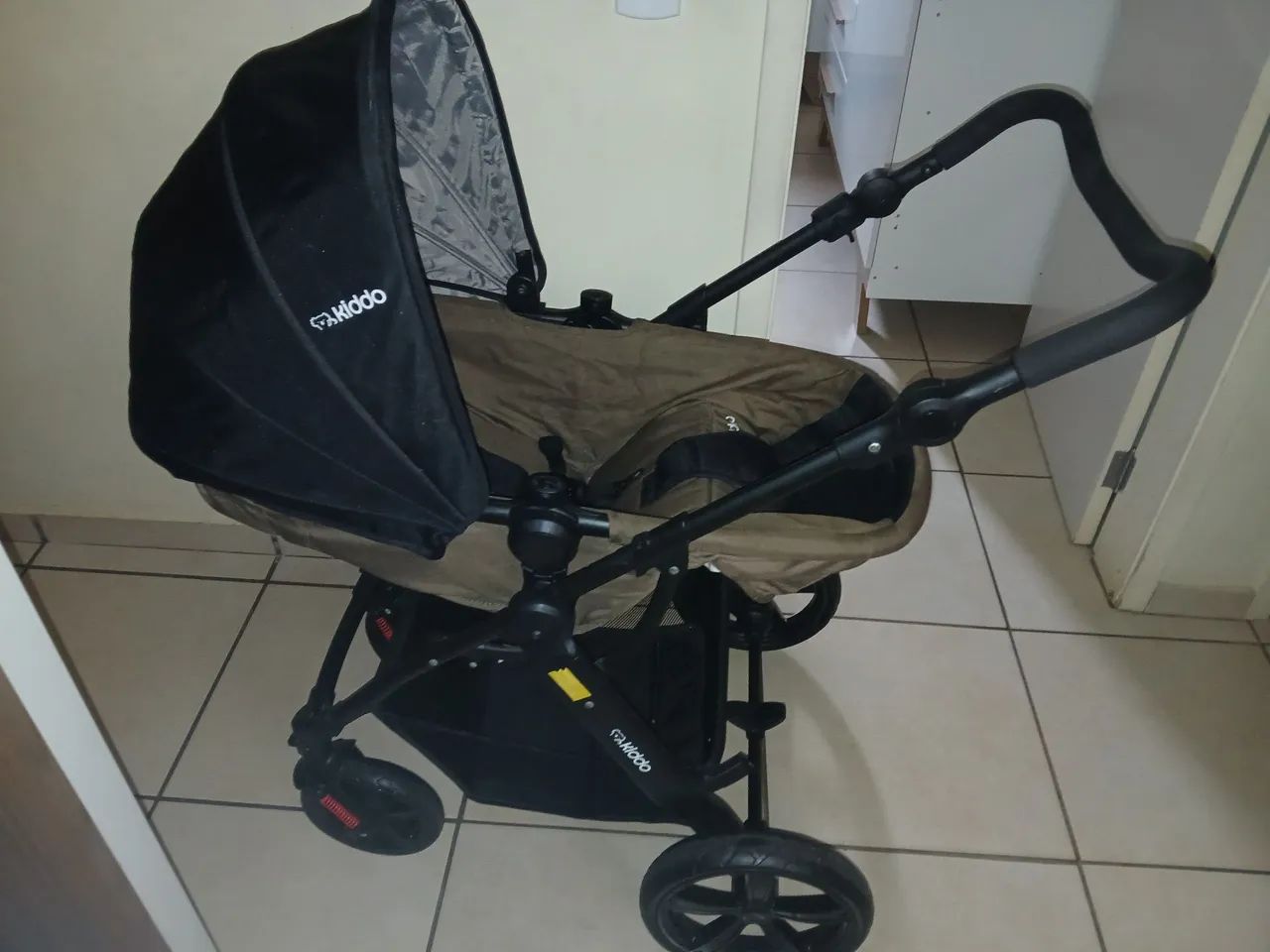 Carrinho de bebê Kiddo - pouco usado  - Foto 4