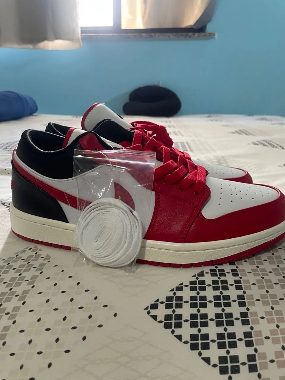 Air Jordan 1 Low - Vermelho e Branco - Foto 5