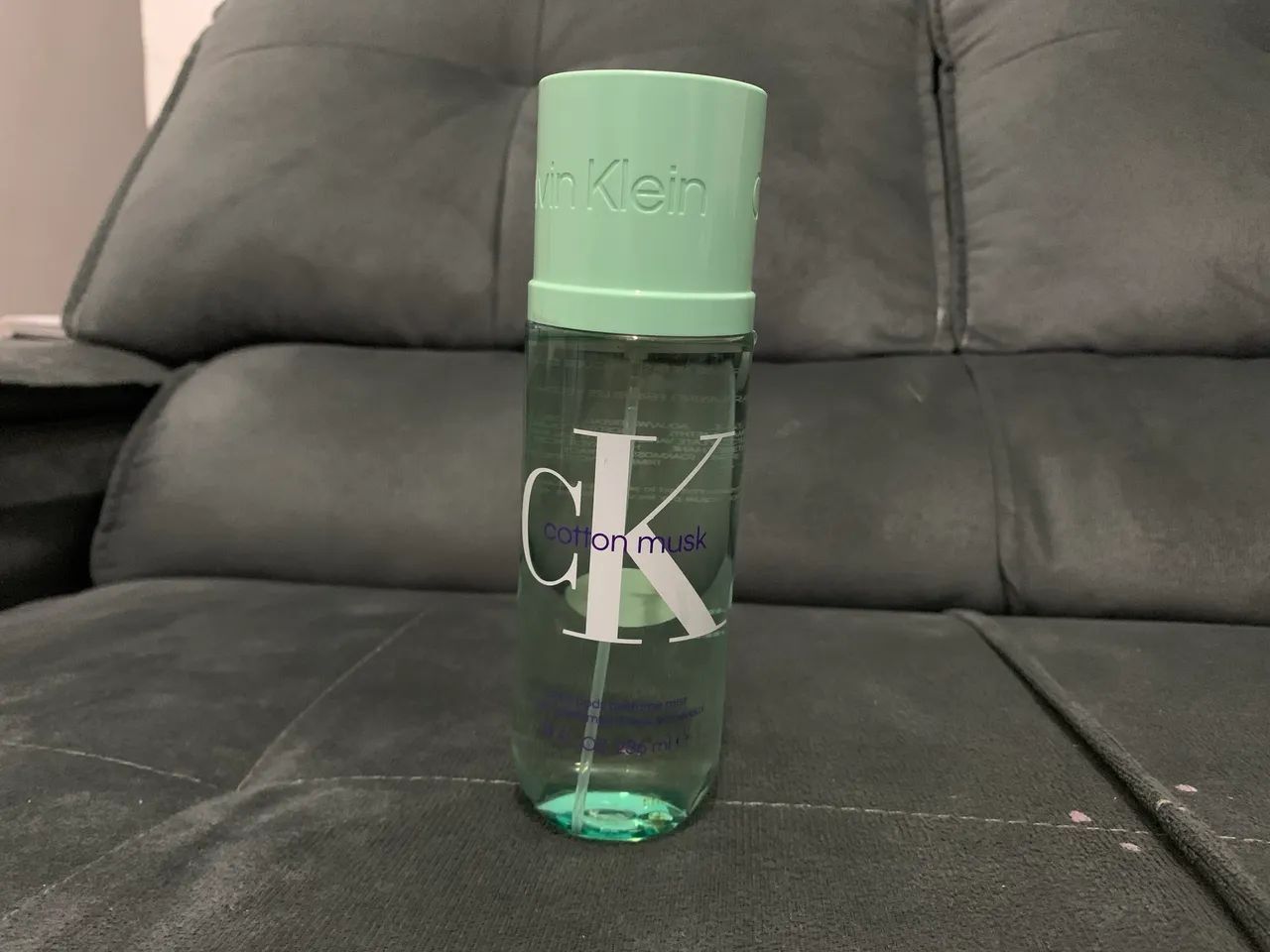 CK One Me Hair & Body Perfume Mist (Bruma Perfumada para Cabelo e Corpo) - Foto 2