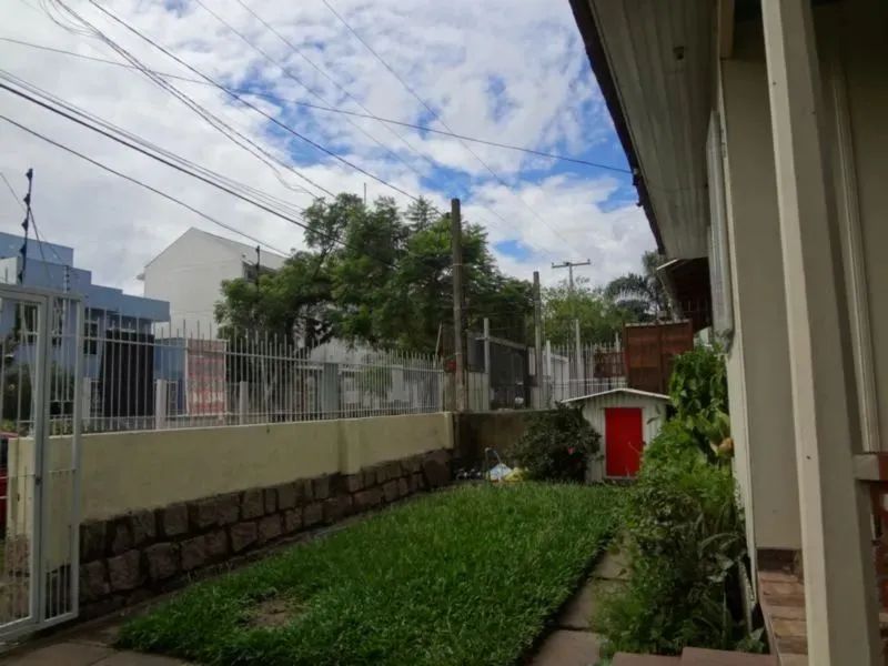 Belo terreno plano para investidores à poucos passos da av. Juca batista medindo 11x36=396 - Foto 2