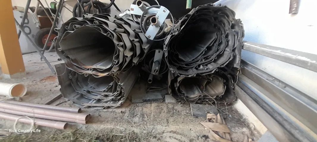 Porta metálica de enrolar semi nova - Foto 3