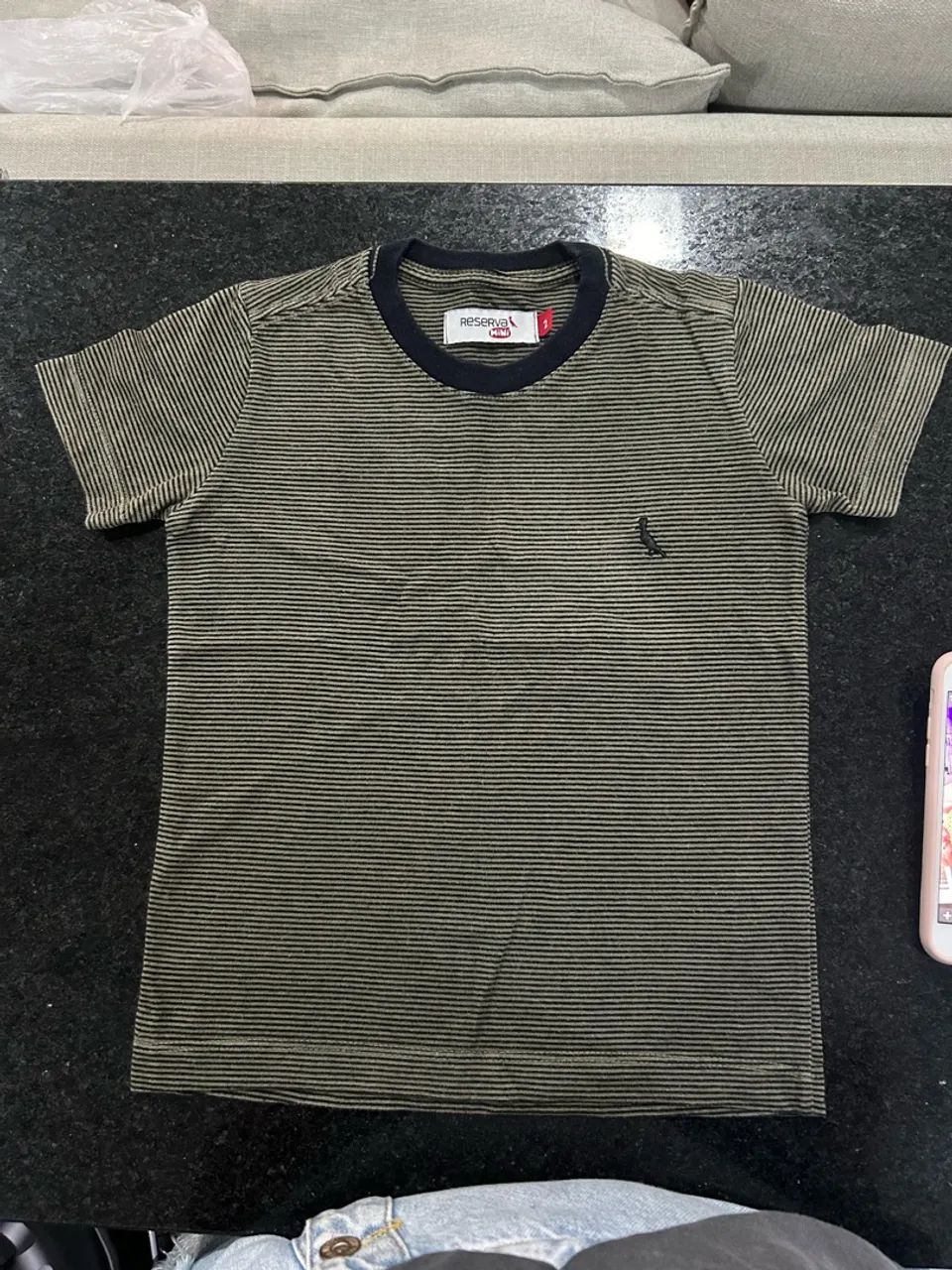 Camiseta Reserva - 2/3 anos. Nova !