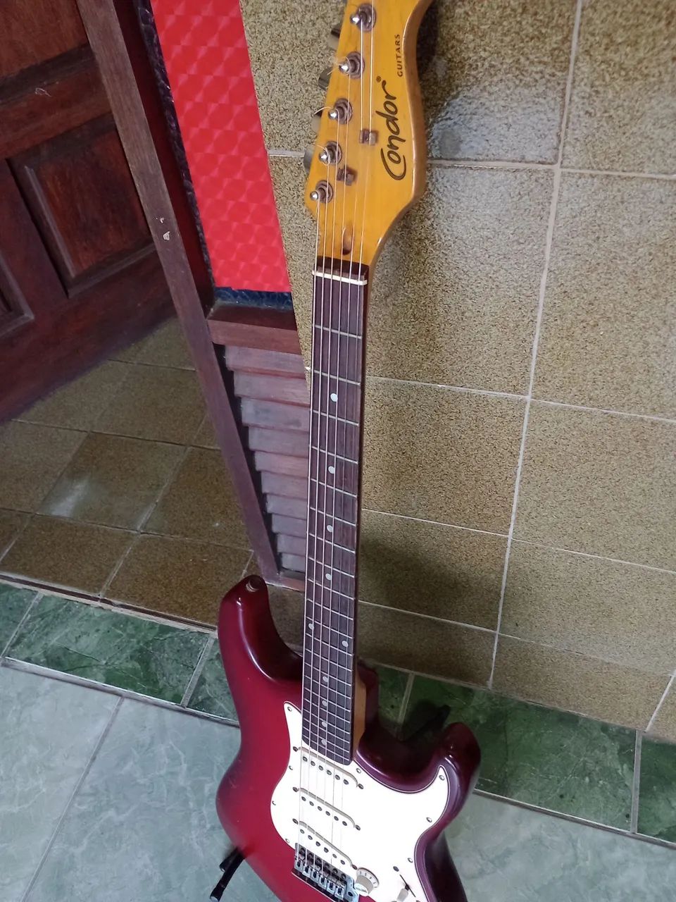Ótima guitarra  - Foto 5