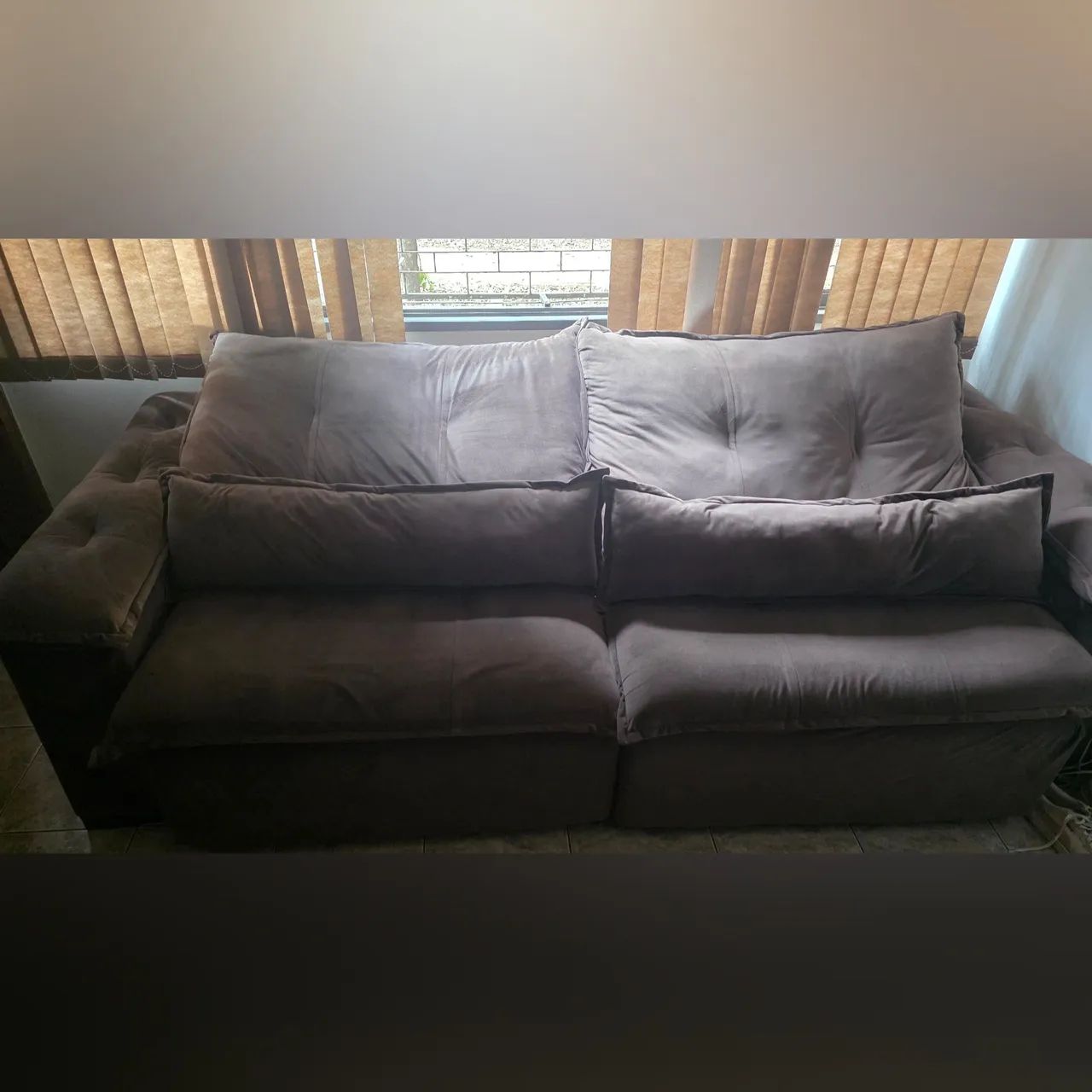 Sofá Retrátil e Reclinável 2.60 m - Muito Conservado - R$ 1500 - Foto 4