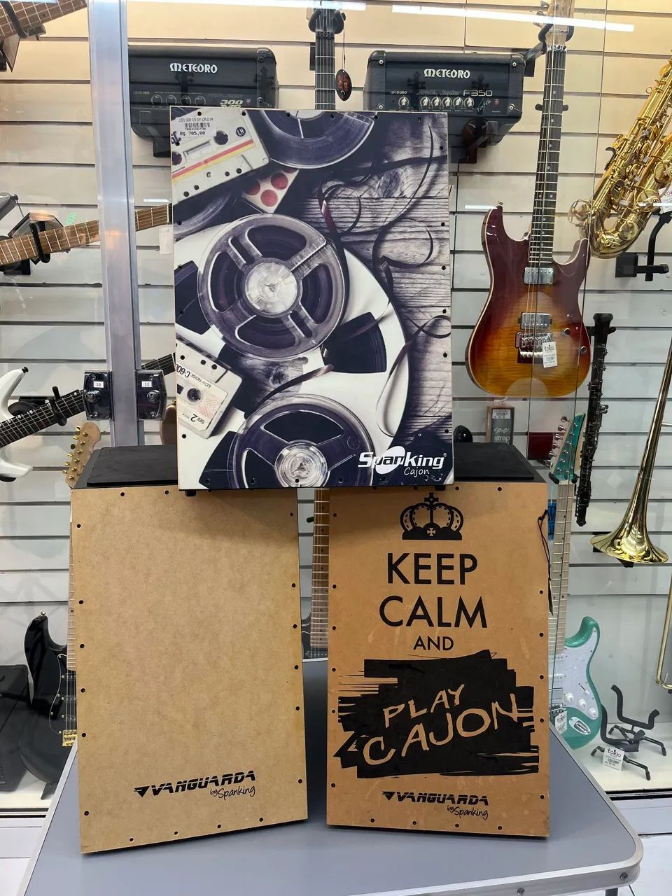 Cajon Acústico e Elétrico Vanguarda Spanking