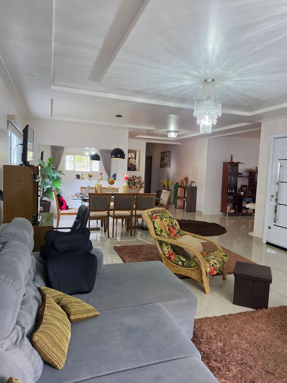Casa em condomínio com banho cachoeira 