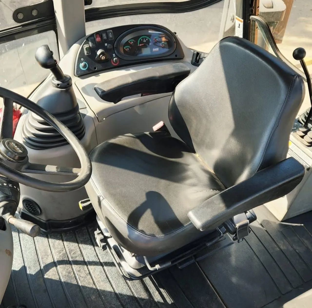 Retroescavadeira case 580n ano 2018 - Foto 5