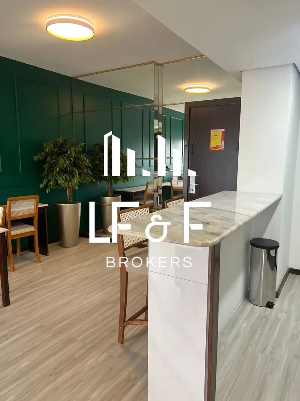 FLAT MOBILIADO | ADRIANÓPOLIS | 47m² | PRONTO PARA MORAR