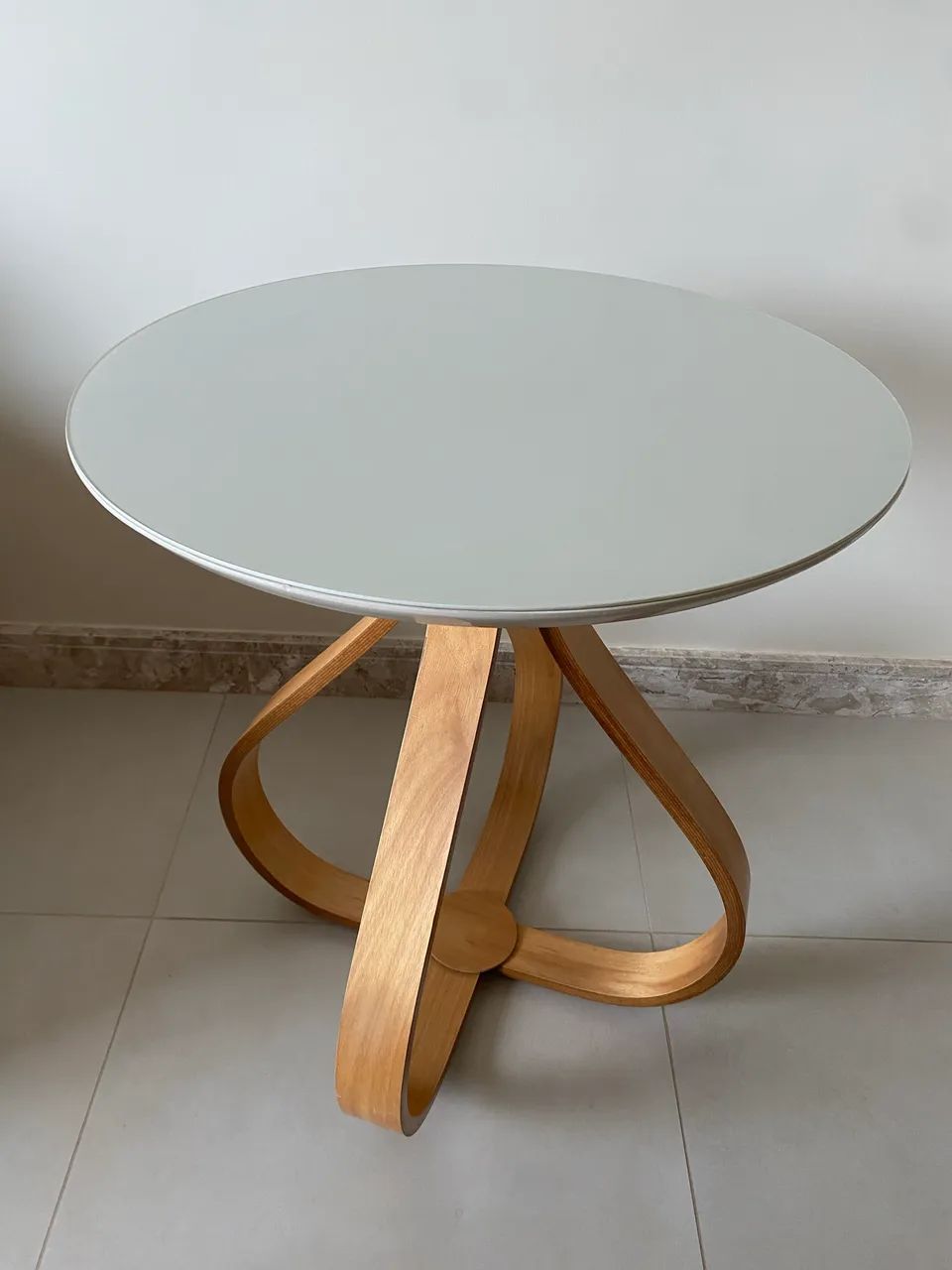 Vendo mesa lateral . - Foto 2