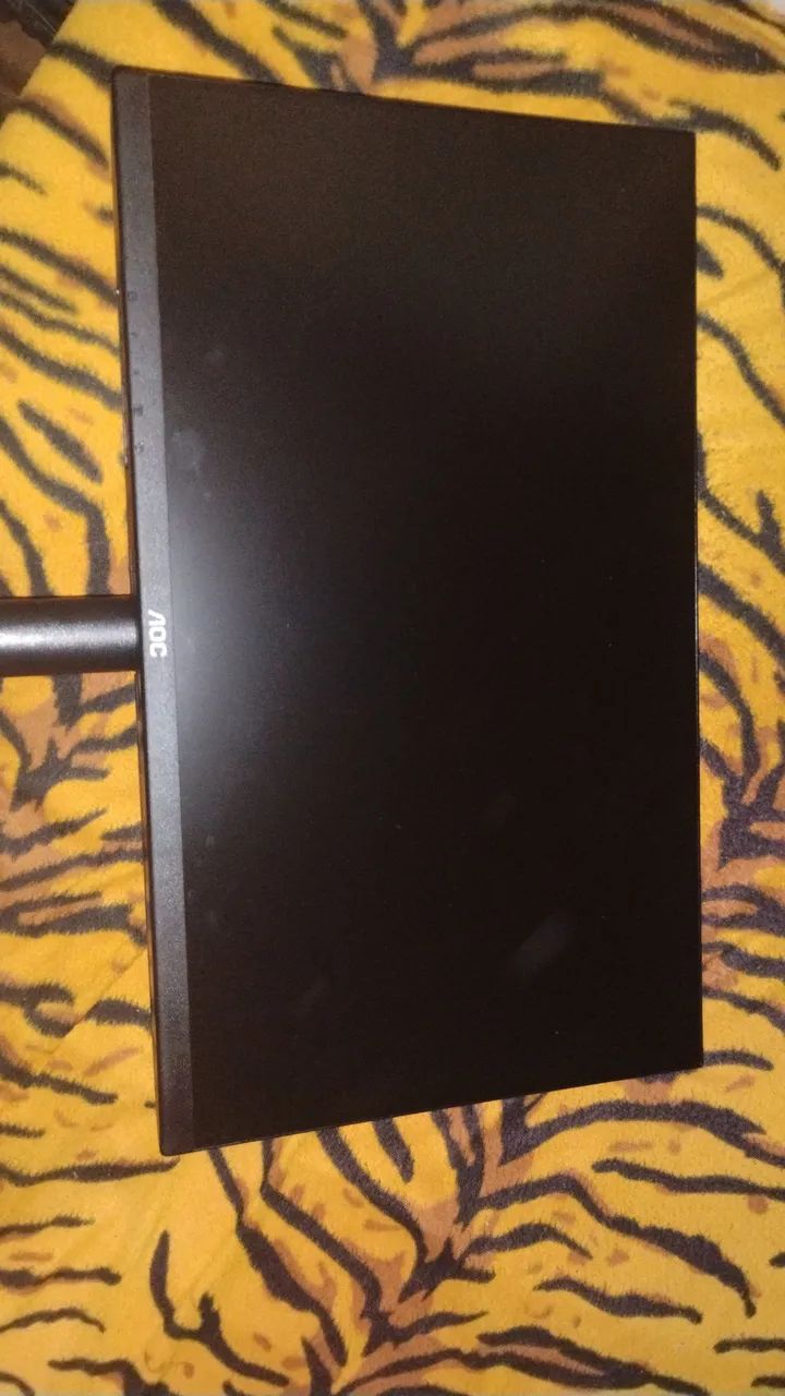 Monitor aoc