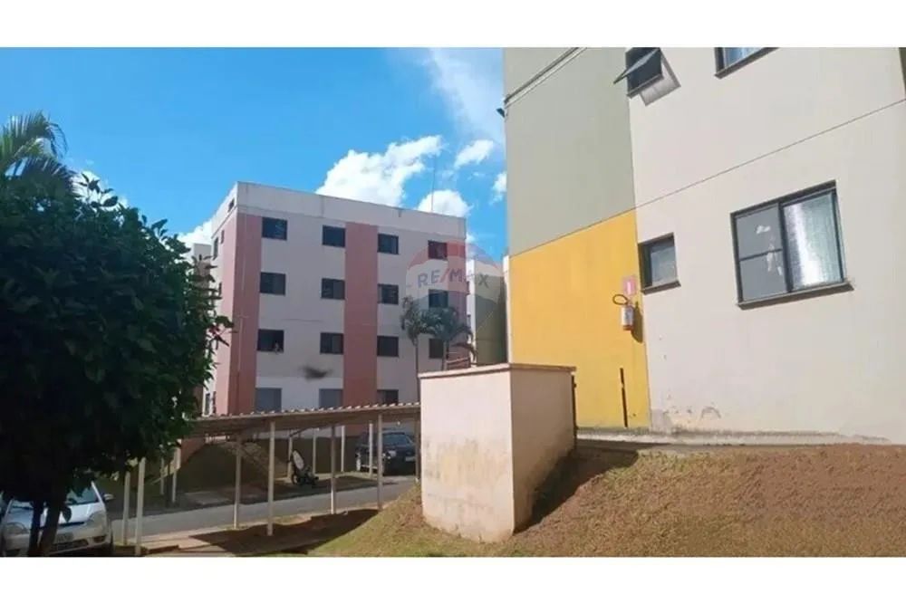 Vende Apartamento com 2 quartos em condominio - Foto 2