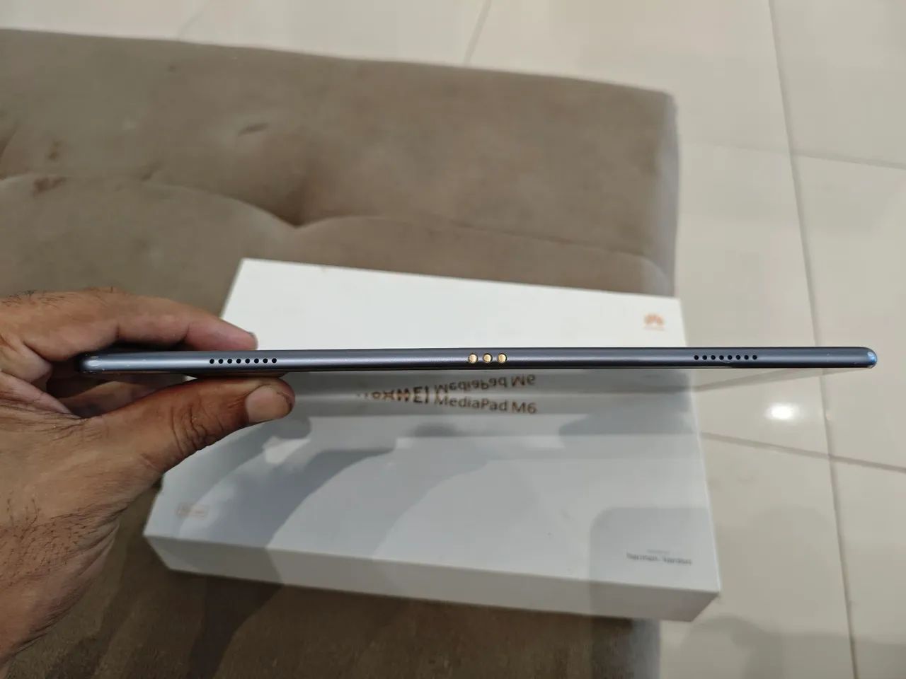 Huawei MediaPad M6  - Foto 2