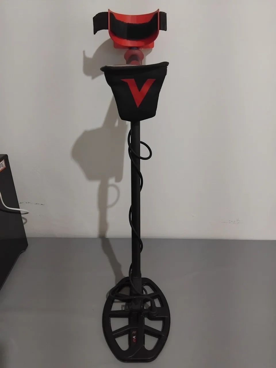 Detector de Metais Vanquish 440