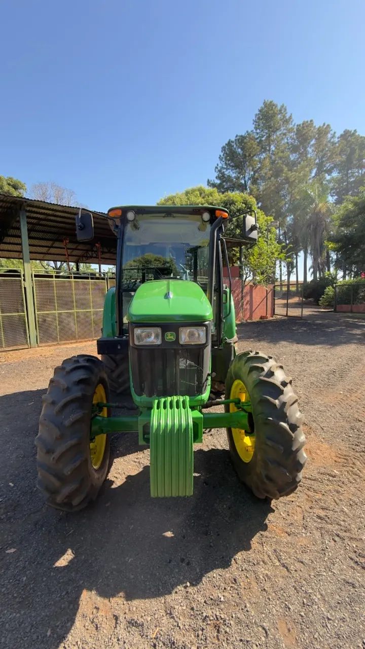 Trator John Deere 5078 E 4X4 2018 com apenas 772h