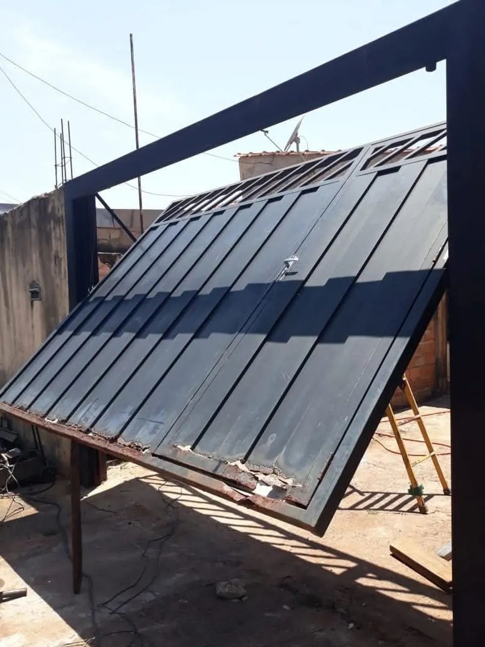 Serviços de Solda pintura e reforma  - Foto 2