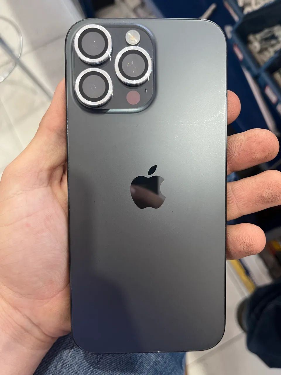 iPhone 16 Pro Max 