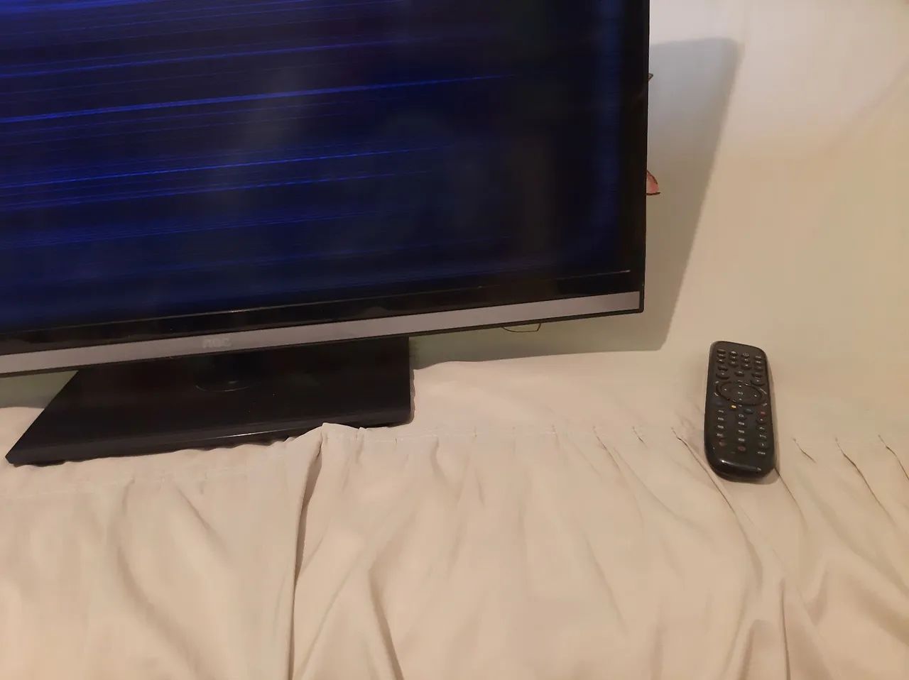 DUAS TVS PARA PEÇAS!!! - Foto 2