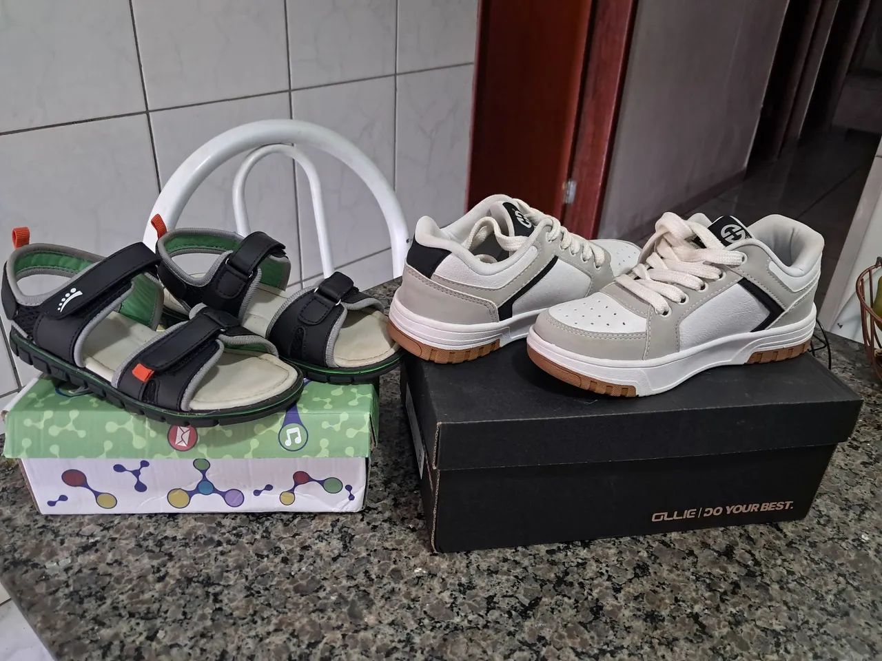 Tenis e sandália infantis