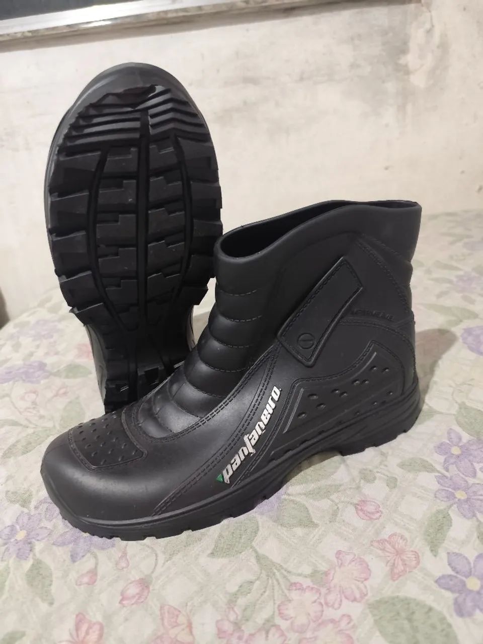 Bota Borrachuda - Foto 2