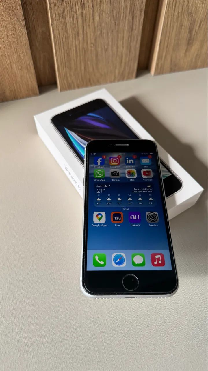 iPhone SE (2020) 128GB Branco - Foto 3
