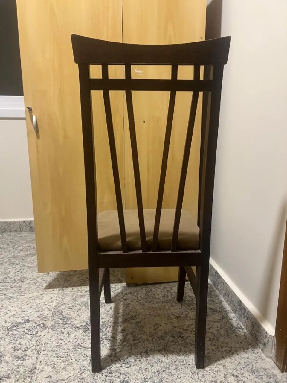 8 cadeiras para mesa de jantar - Foto 3