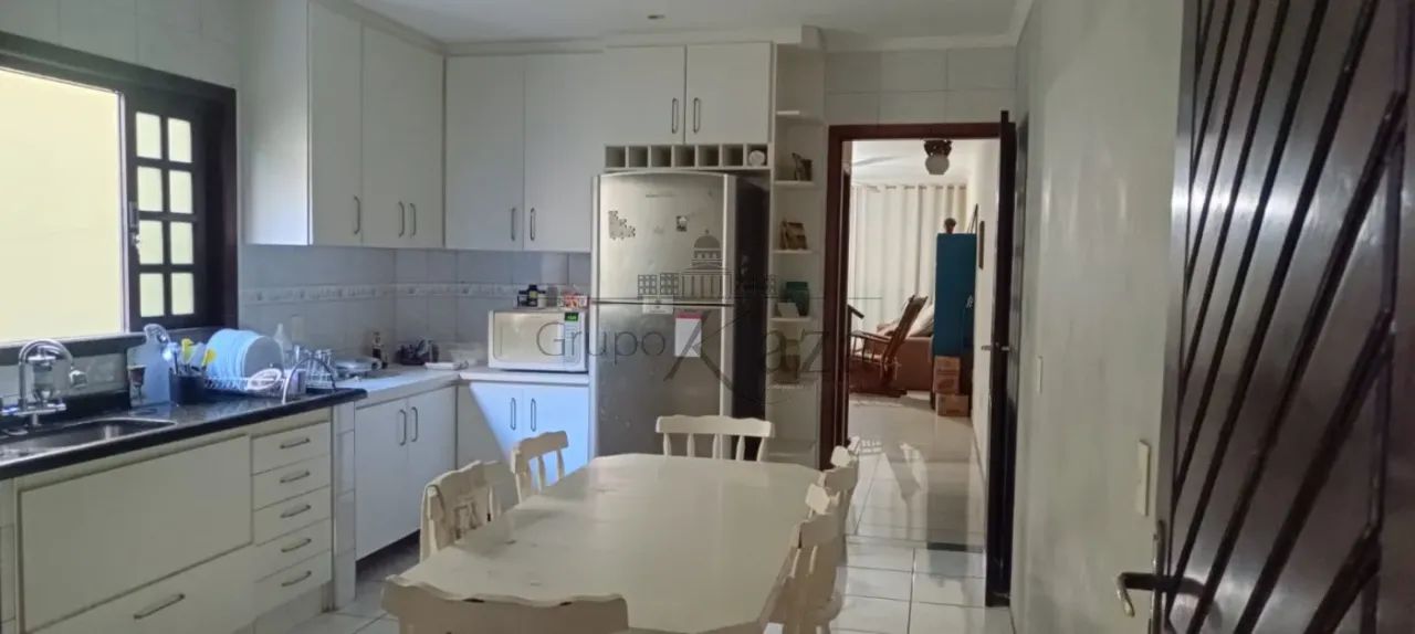Oportunidade - Casa Sobrado - Bosque dos Eucaliptos - 3 Dormitórios - 190m². - Foto 5