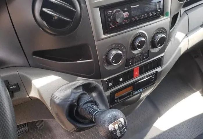 Iveco  Bau  2017.  - Foto 5