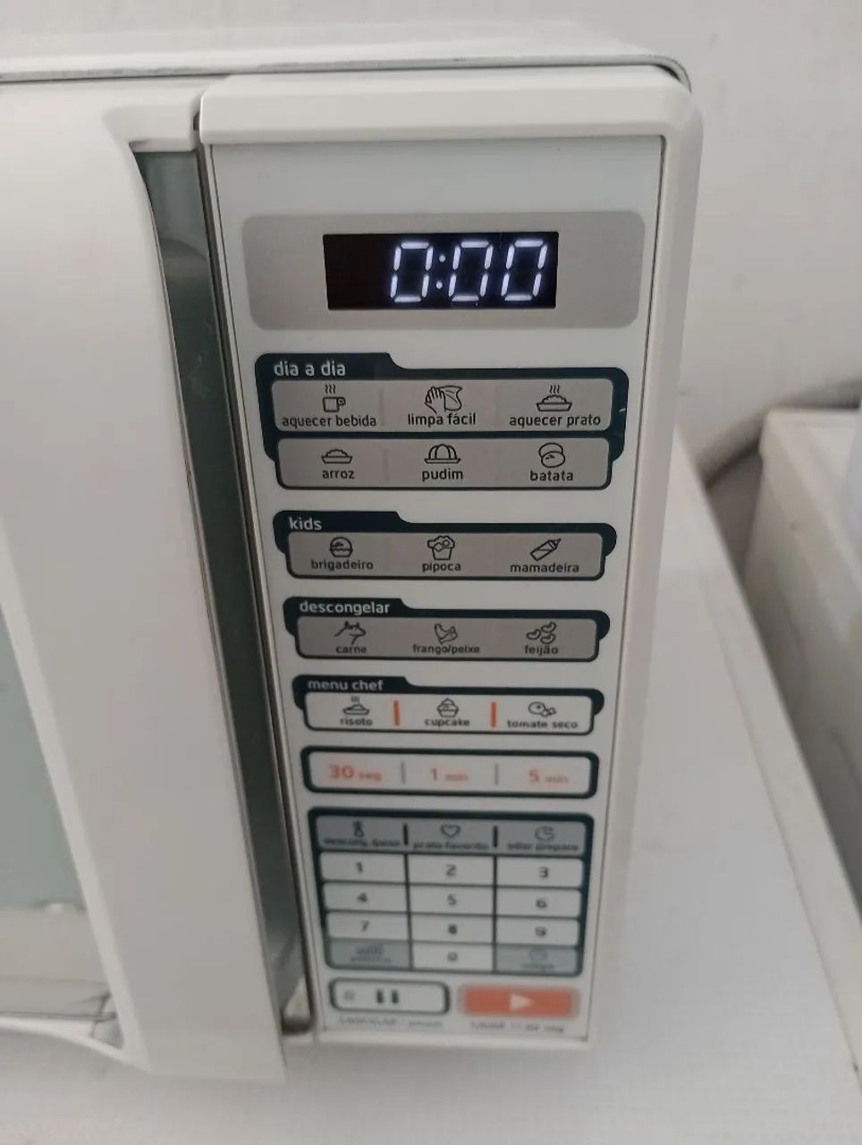 Microondas  Midea 20 litros - Foto 2