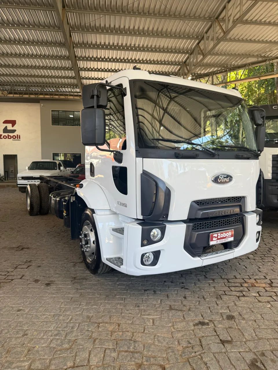 Ford Cargo 1319 Chassi 2013 - Foto 2