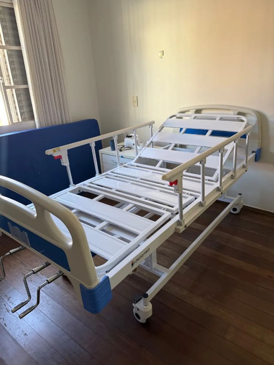Cama hospitalar DX3 dellamed