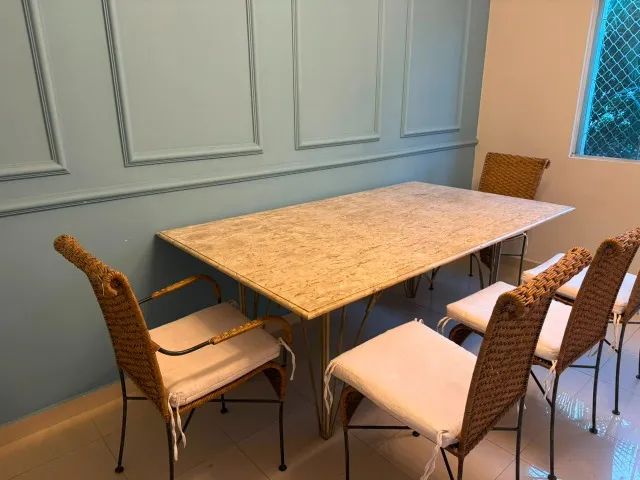 mesa de jantar de mármore + 5 cadeiras de palha conjunto