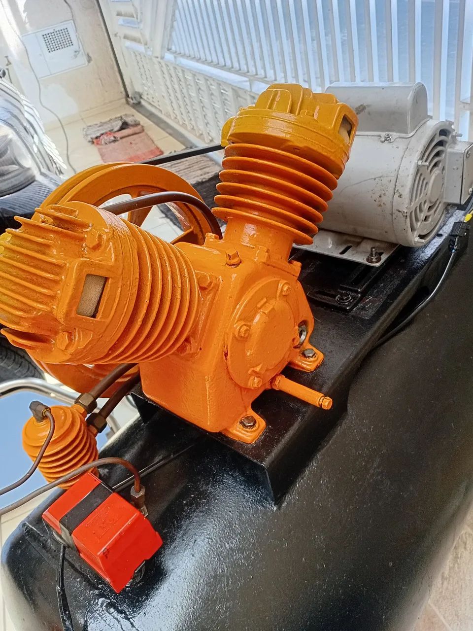 Compressor schulz 250L R$ 1750 - Foto 4