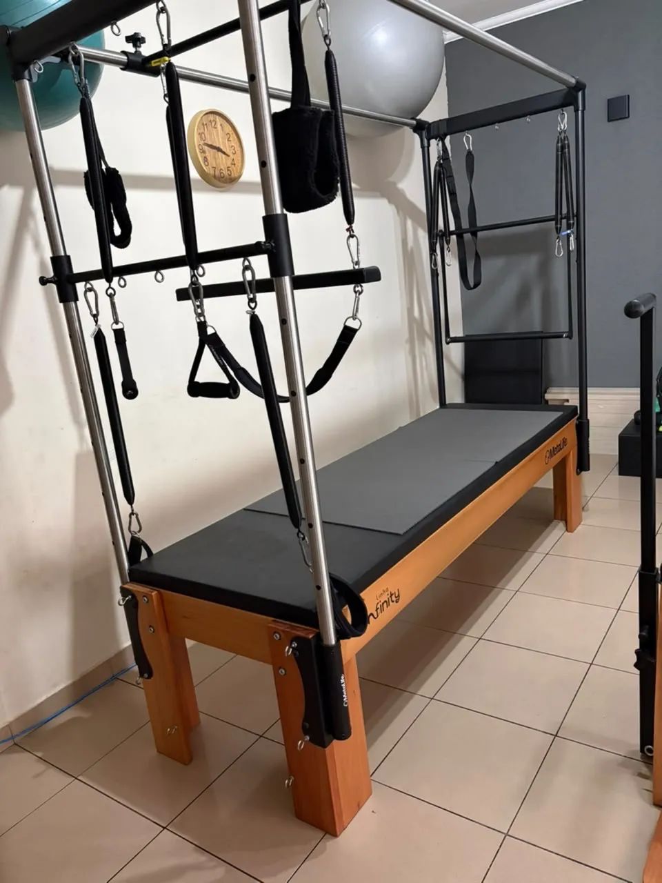 ESTÚDIO DE PILATES COMPLETO METALIFE - R$ 39.000