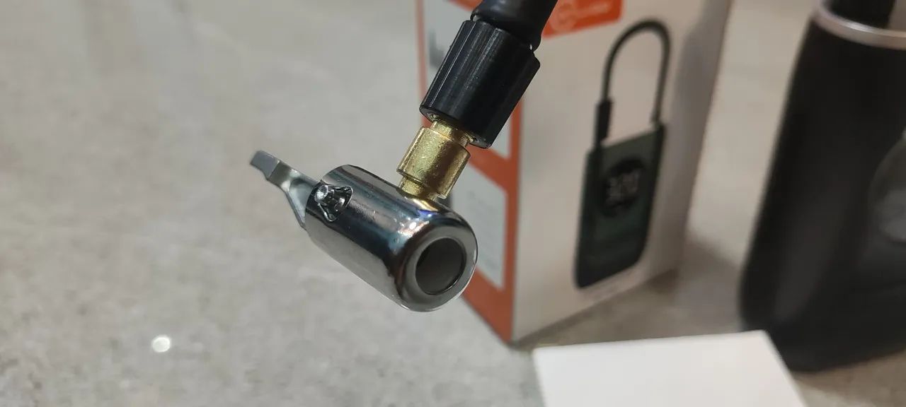 Compressor de ar portátil bico engate rápido com presilhas - Foto 3