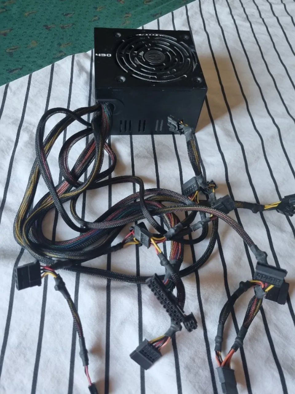 Fonte EVGA 430w usada e sem cabo de energia - Foto 3