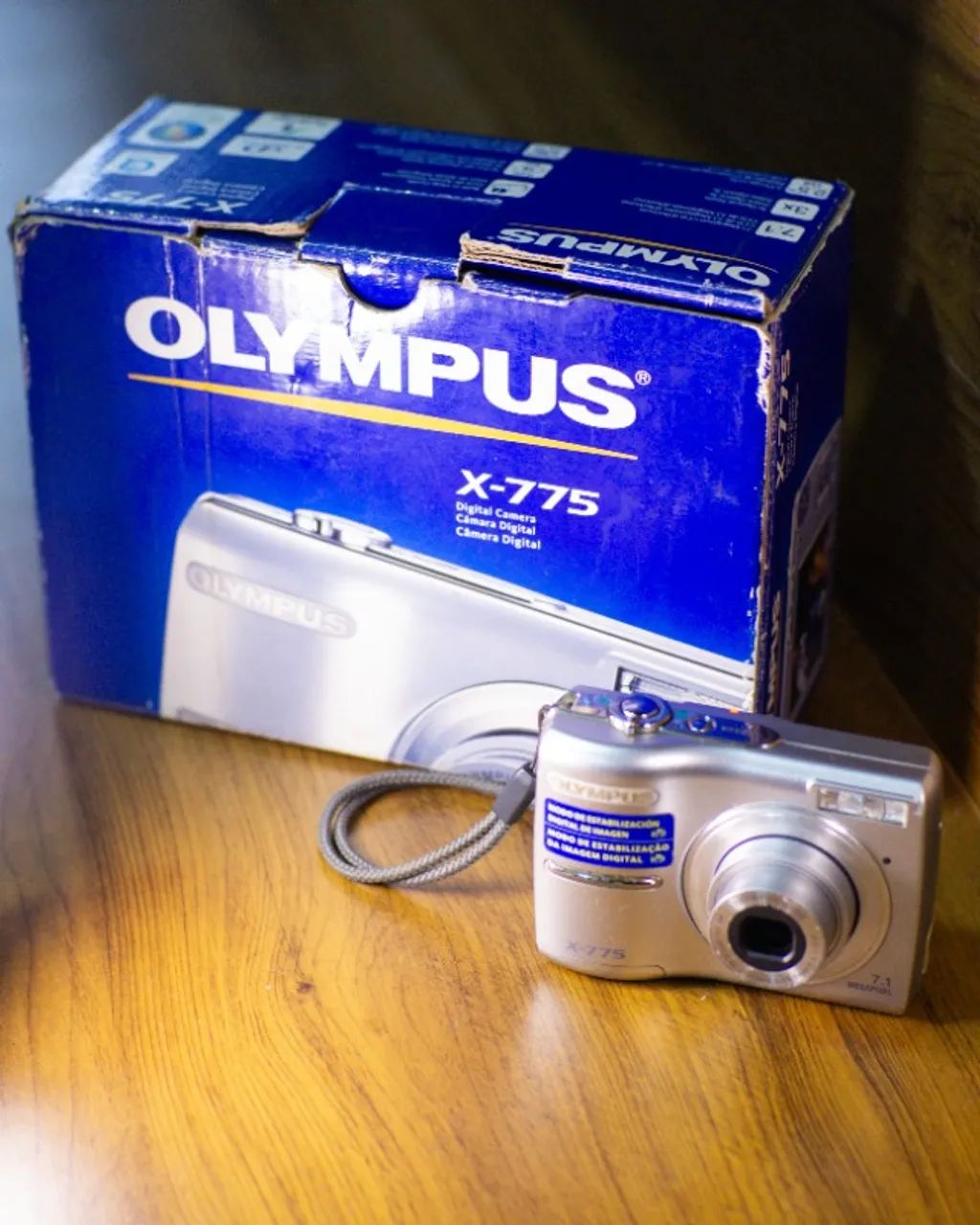 Câmera OLYMPUS X775 completa com caixa - Câmeras e Filmadoras