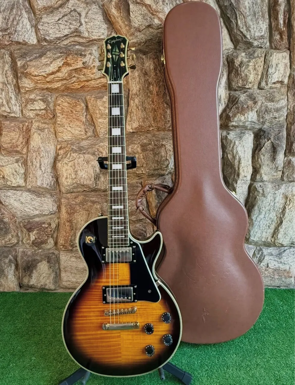 GUITARRA LES PAUL CUSTOM PRO EPIPHONE - Instrumentos musicais