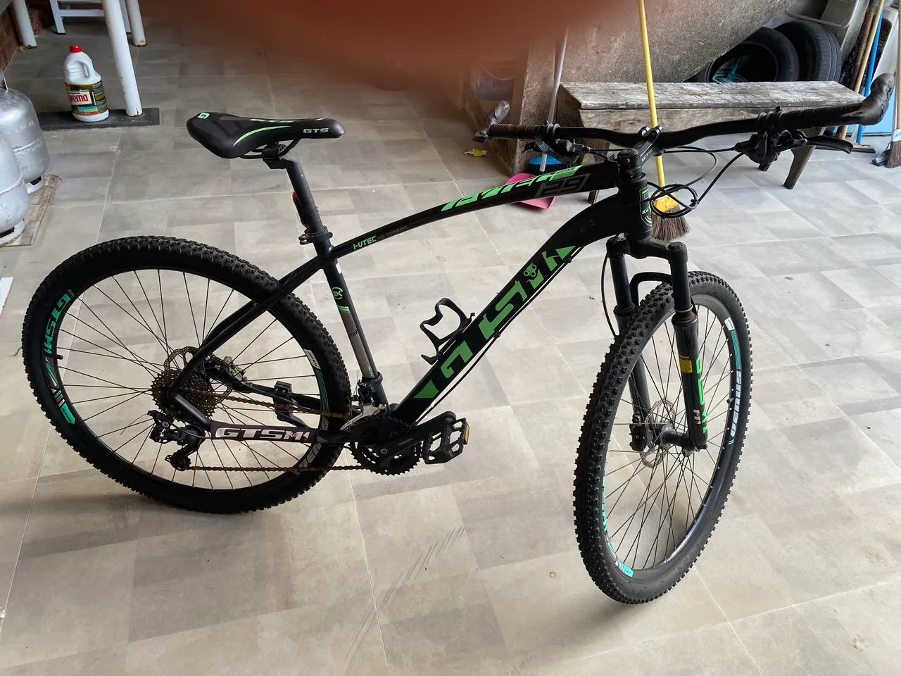 Bicicleta gtsm1 30 velocidades  - Foto 3
