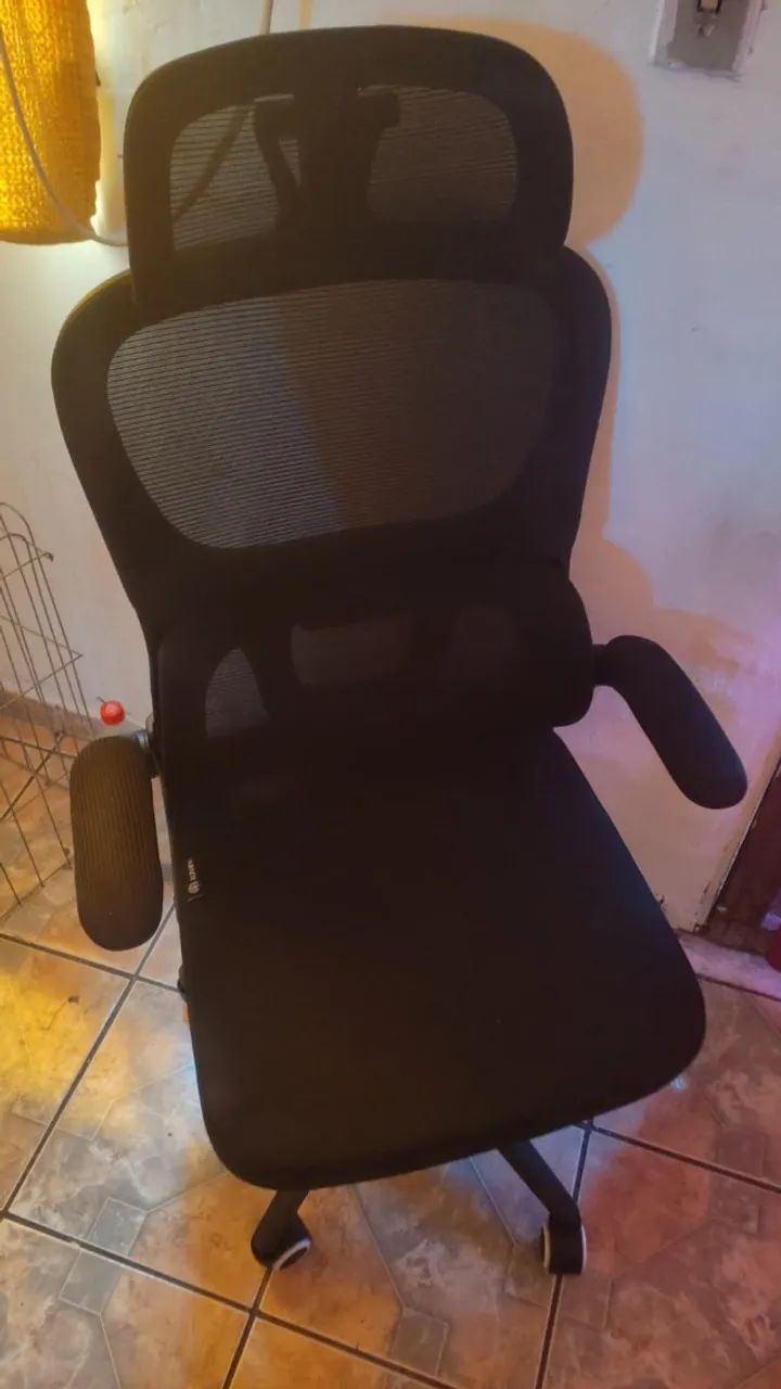  Geneva Ergonomic Office Chair B500 and G500 by Luvinco with Padded Lumbar Support