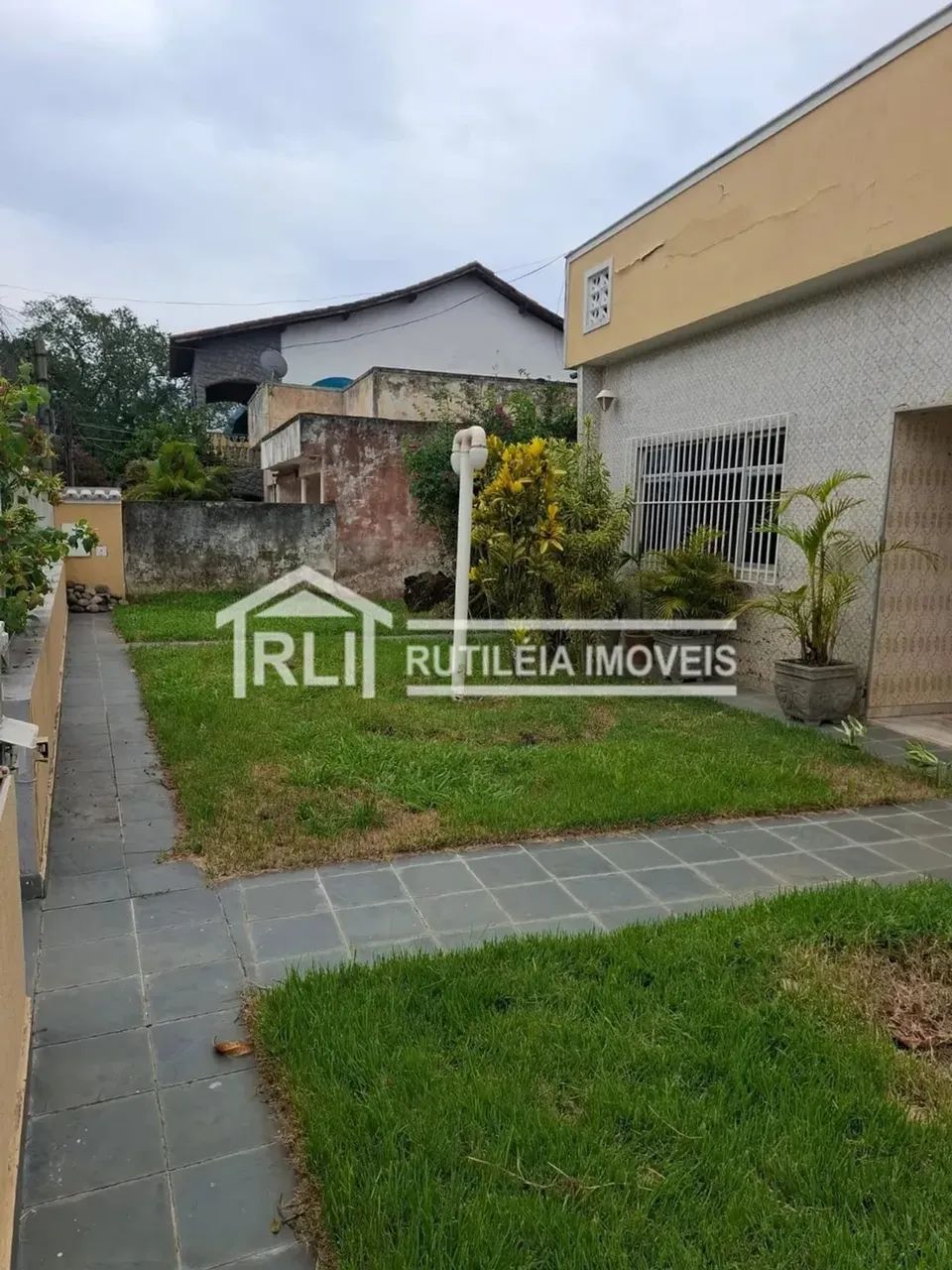 Rutileia Imóveis aluga amplo imóvel com 3 quartos no bairro Venda das Pedras, Itaboraí/RJ. - Foto 4