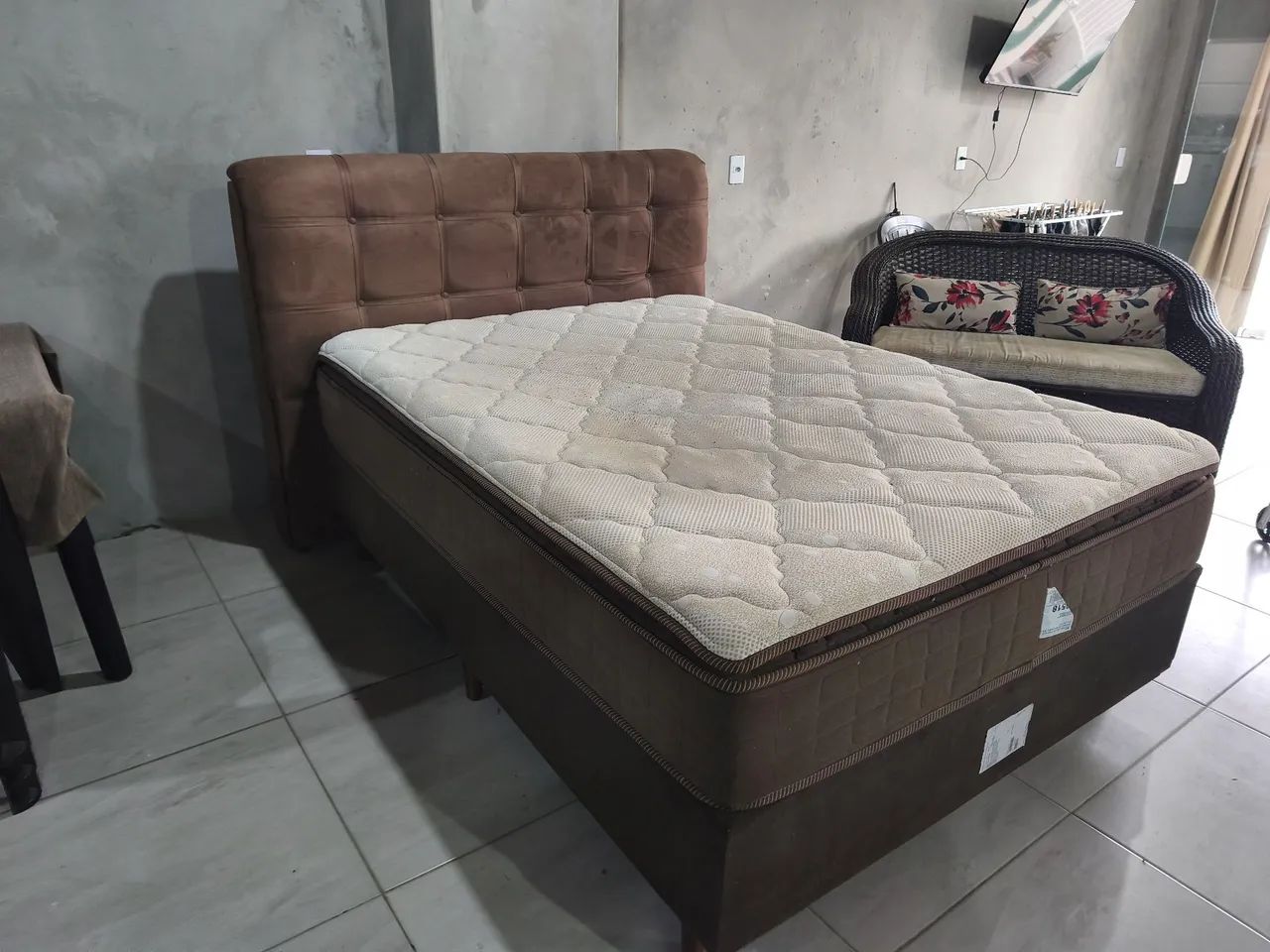 Vendo conjunto cama box casal - Foto 2