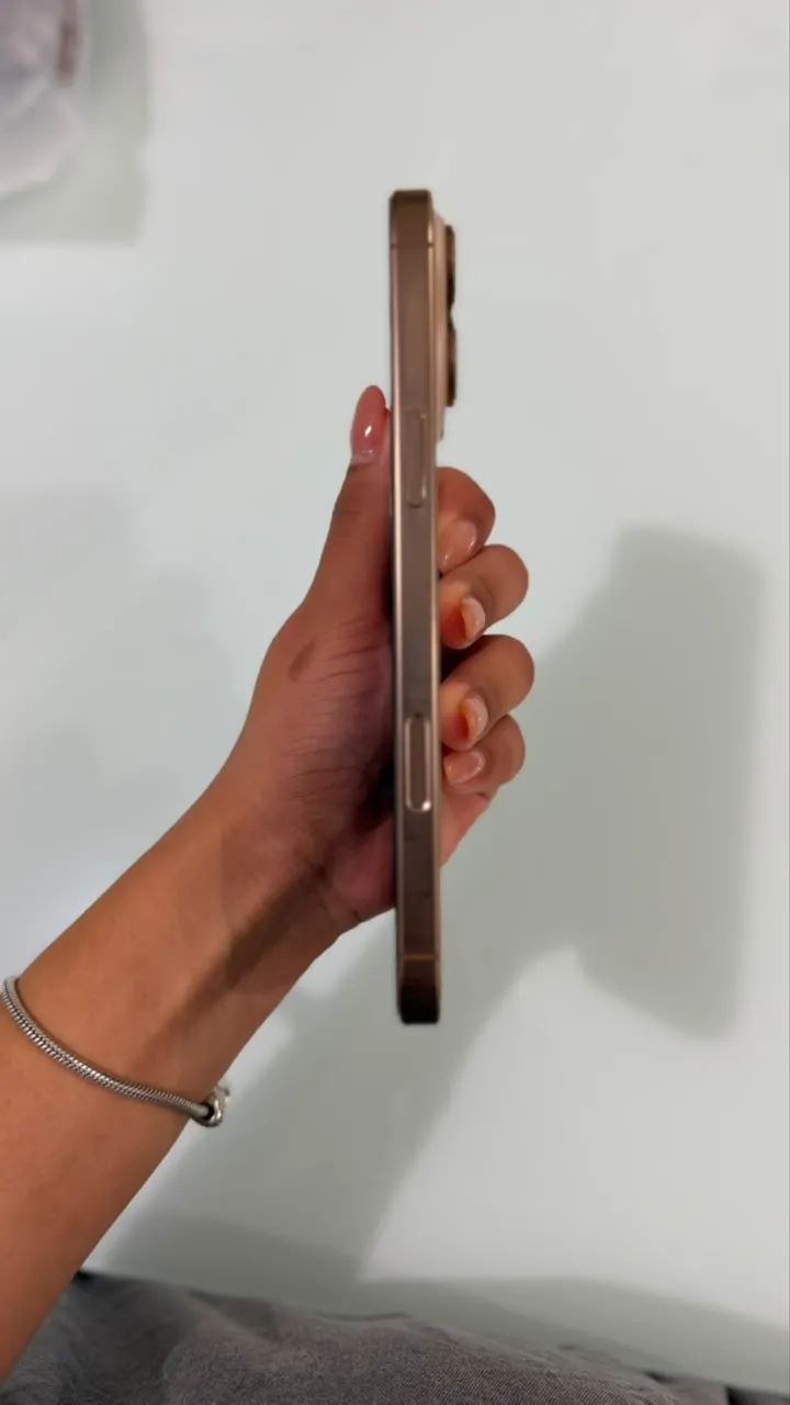 iPhone 16 Pro Max 256gb funcionando tudo  - Foto 4