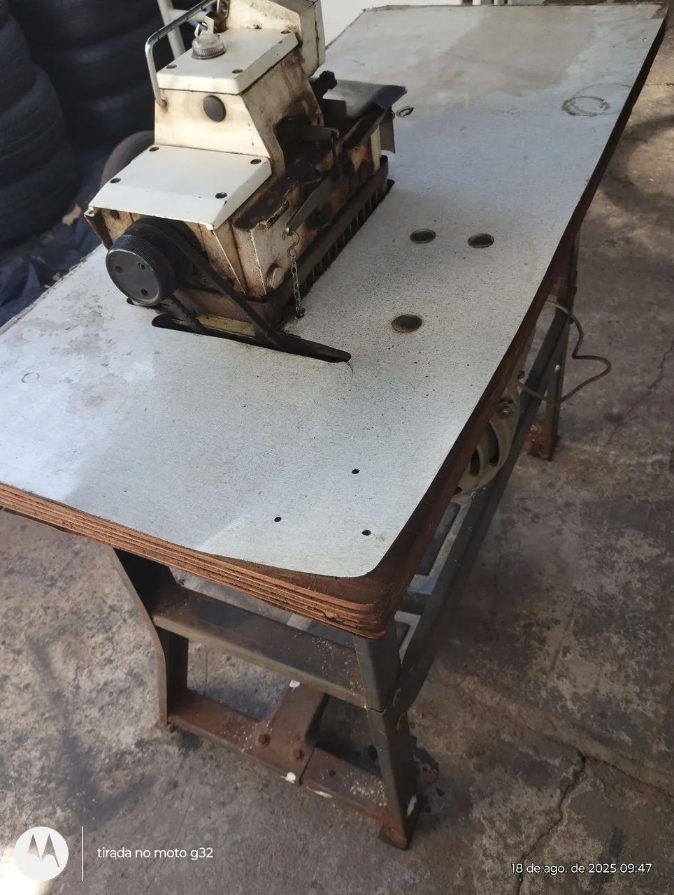 Máquina de costura  - Foto 3