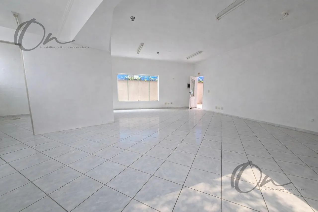 Sala Comercial Ampla de 71 m² com Excelente Iluminação Natural - Foto 2