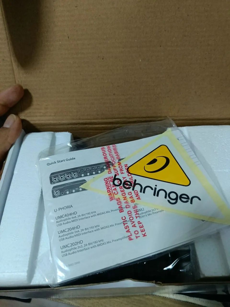 Interface de áudio Behringer U-PHORIA UMC-22 - Foto 3