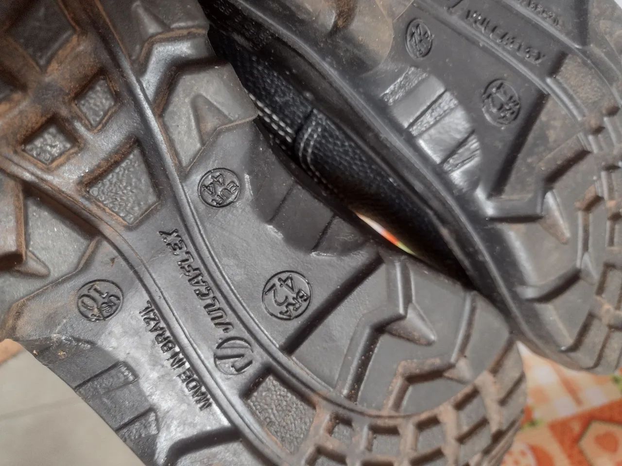 Colete refletivo e bota  - Foto 3