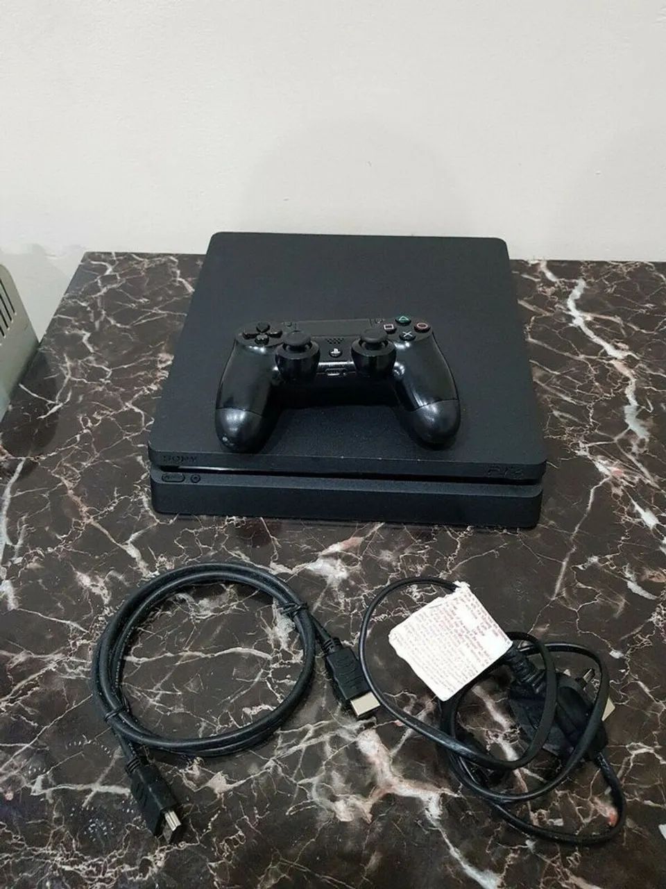 Ps4 usado só 1 ano