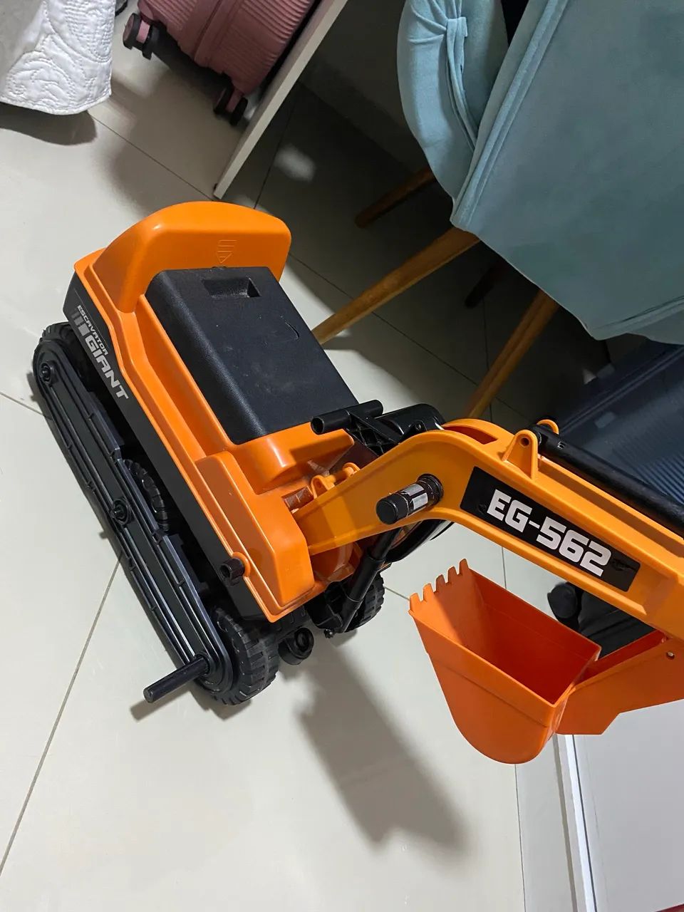 Restroescavadeira gigant