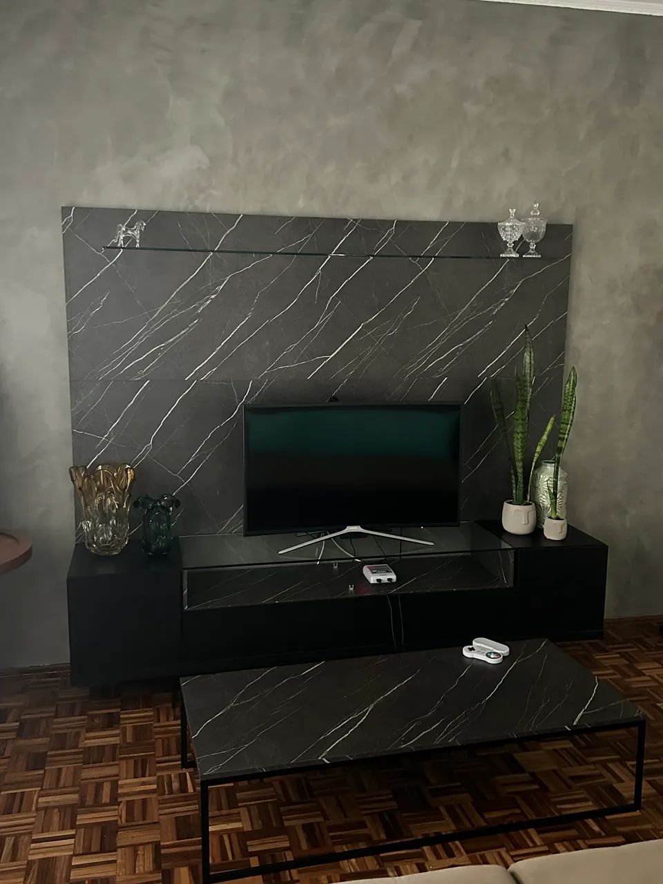 Rack + painel + mesa de centro 
