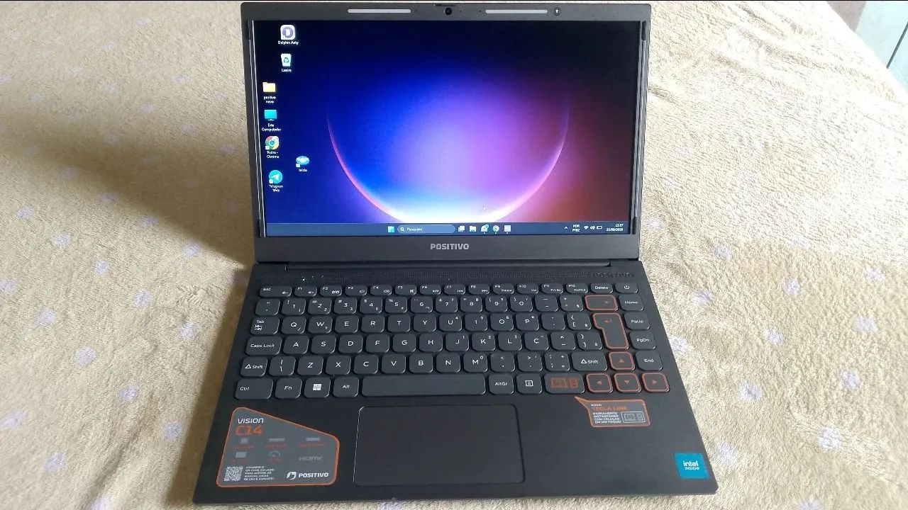 Netbook semi-novo